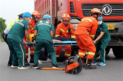 江华沛县道路救援